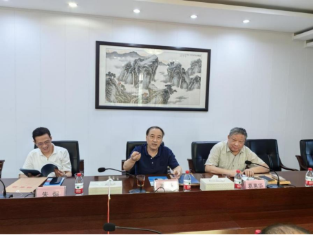 上(shàng)海(hǎi)市(shì)排水(shuǐ)行(xíng)業(yè)協會(huì)高(gāo)亢會(huì)長(cháng)一(yī)行(xíng)莅臨清遠(yuǎn)科(kē)技(jì)調研指導“上(shàng)海(hǎi)市(shì)水(shuǐ)務局塑料排水(shuǐ)管道(dào)工(gōng)程技(jì)術(shù)研究中心”工(gōng)作(zuò)